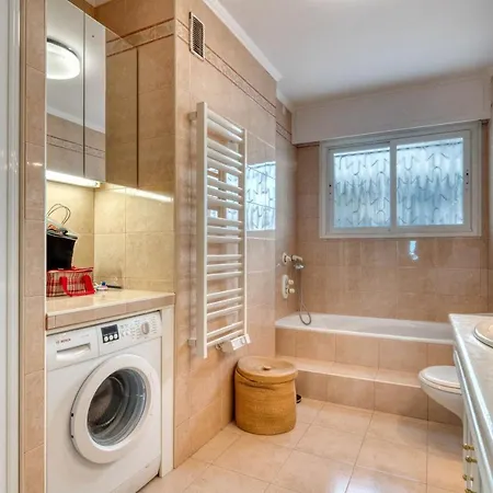 Vue Mer Et Monaco 2 Pieces + Studio Independant Pkg Et Piscine *